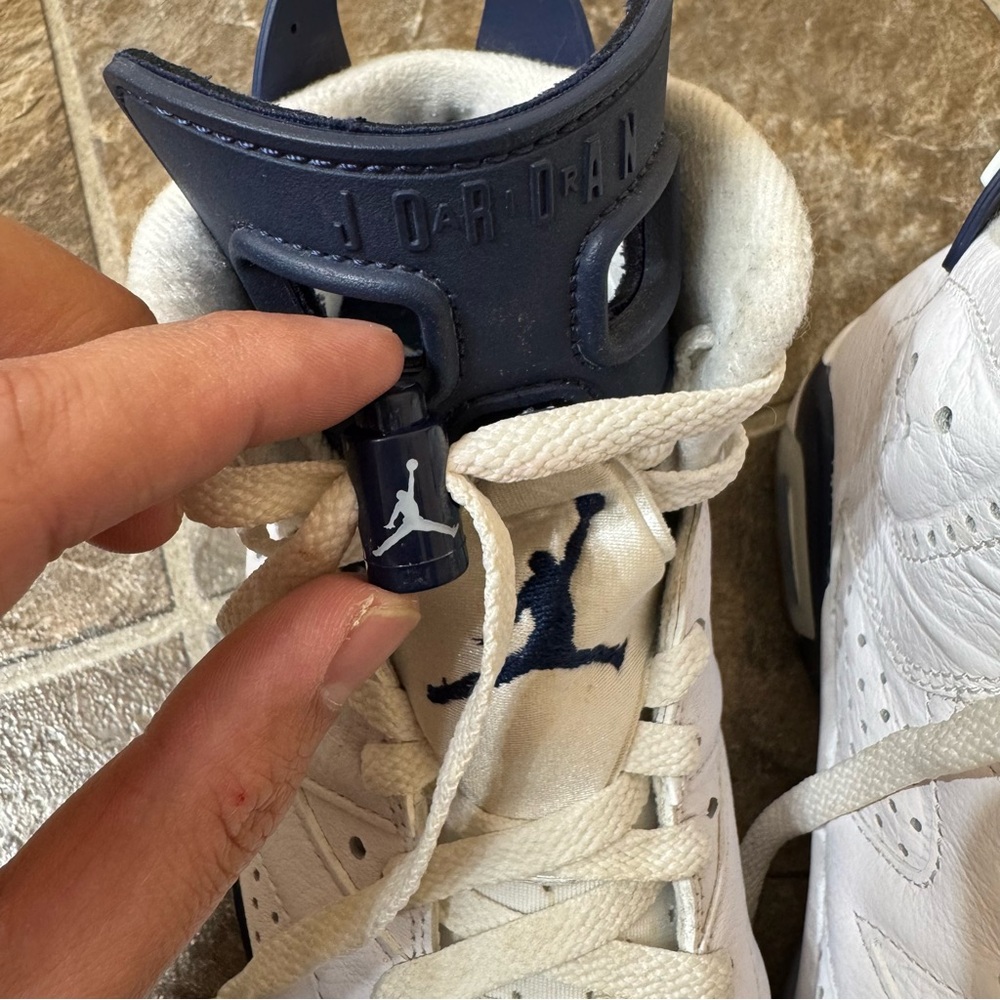 Air Jordan 6 Retro GS White Midnight Navy 4.5 Women - Picture 12 of 12